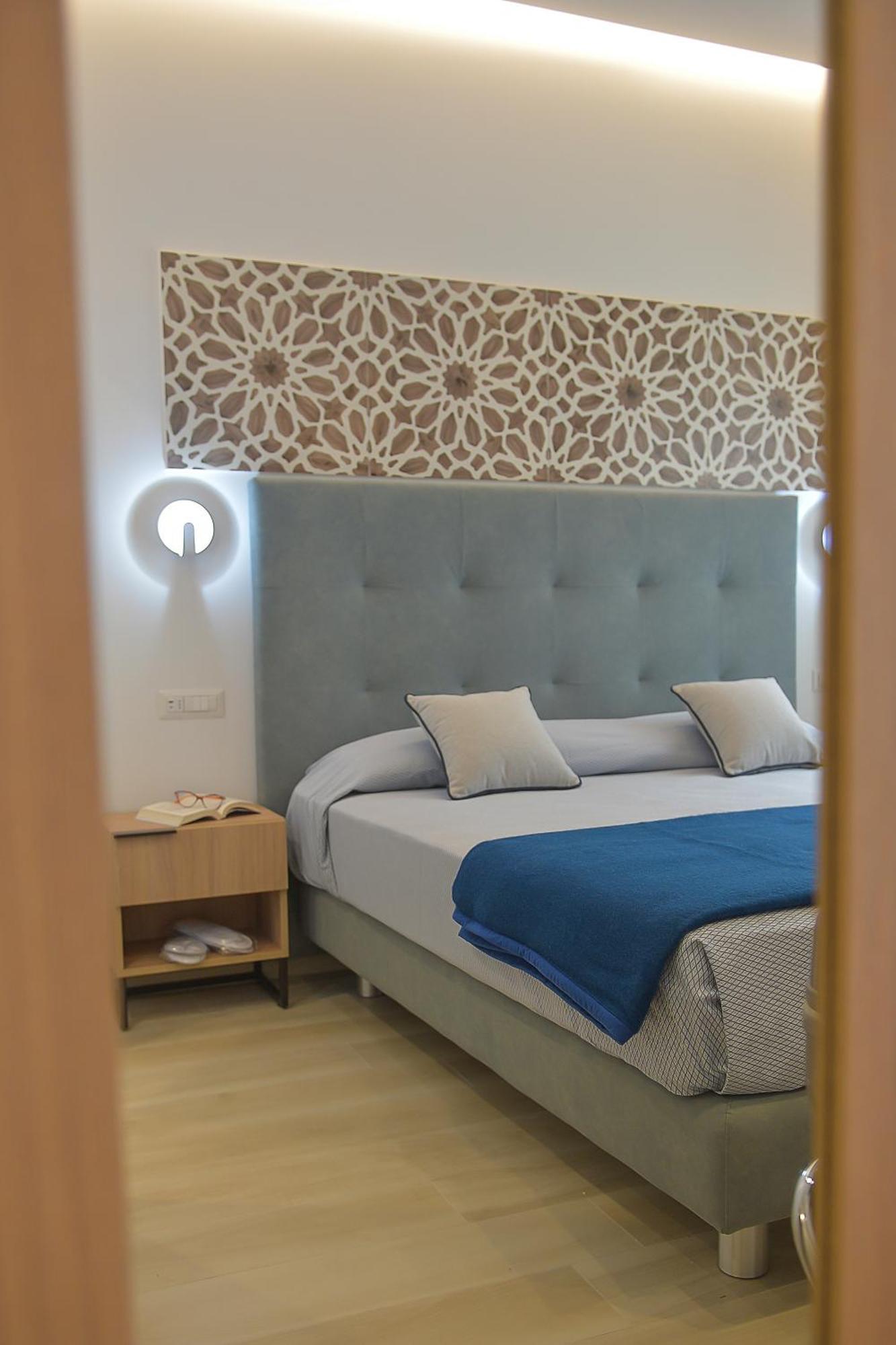 Charming Rooms Amalfi Coast Maiori Exterior photo